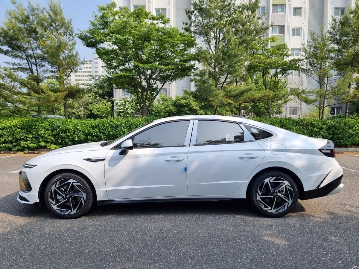 Hyundai Sonata арендовать Hyundai Sonata арендовать